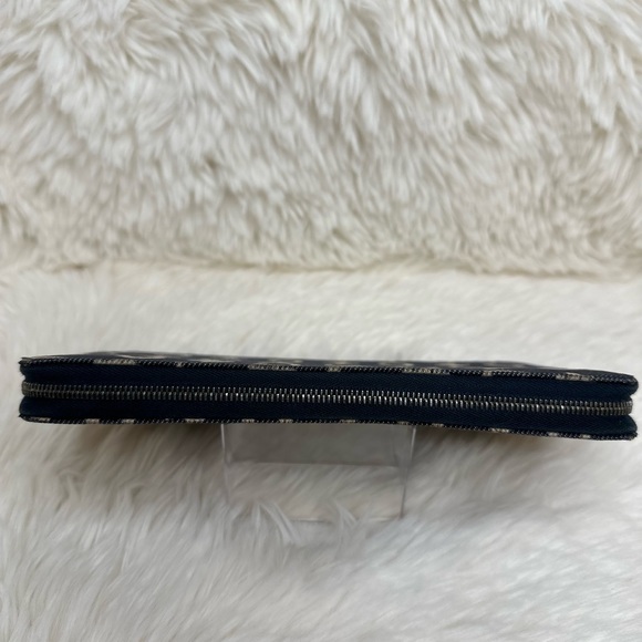 Celine Denim Zippy Long Wallet - Picture 3 of 15